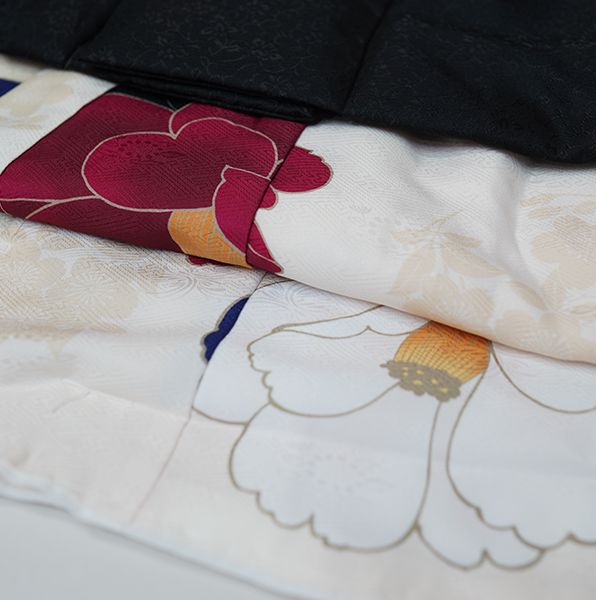 七五三 三歳 女児 被布コート 着物 長襦袢 3点セット 黒色×アイボリー 伊達衿縫い付け済 祝着 お仕立て無料 NO250922-3