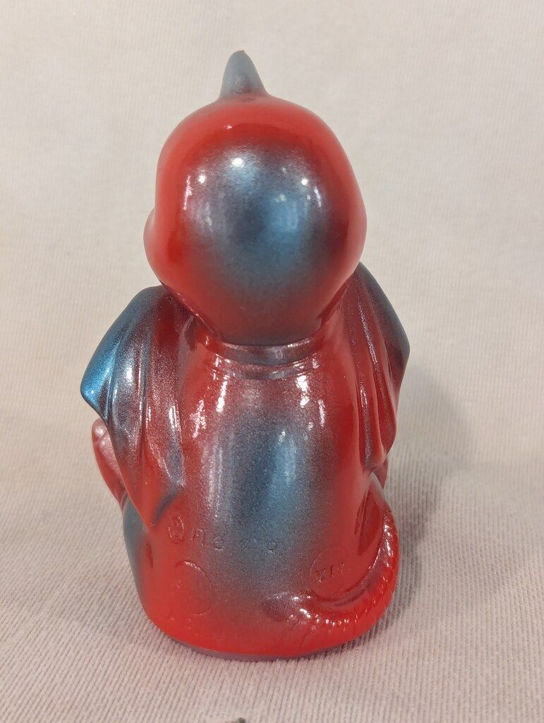 M 1号 怪獣のたまご 赤ちゃんペギラ 赤成型