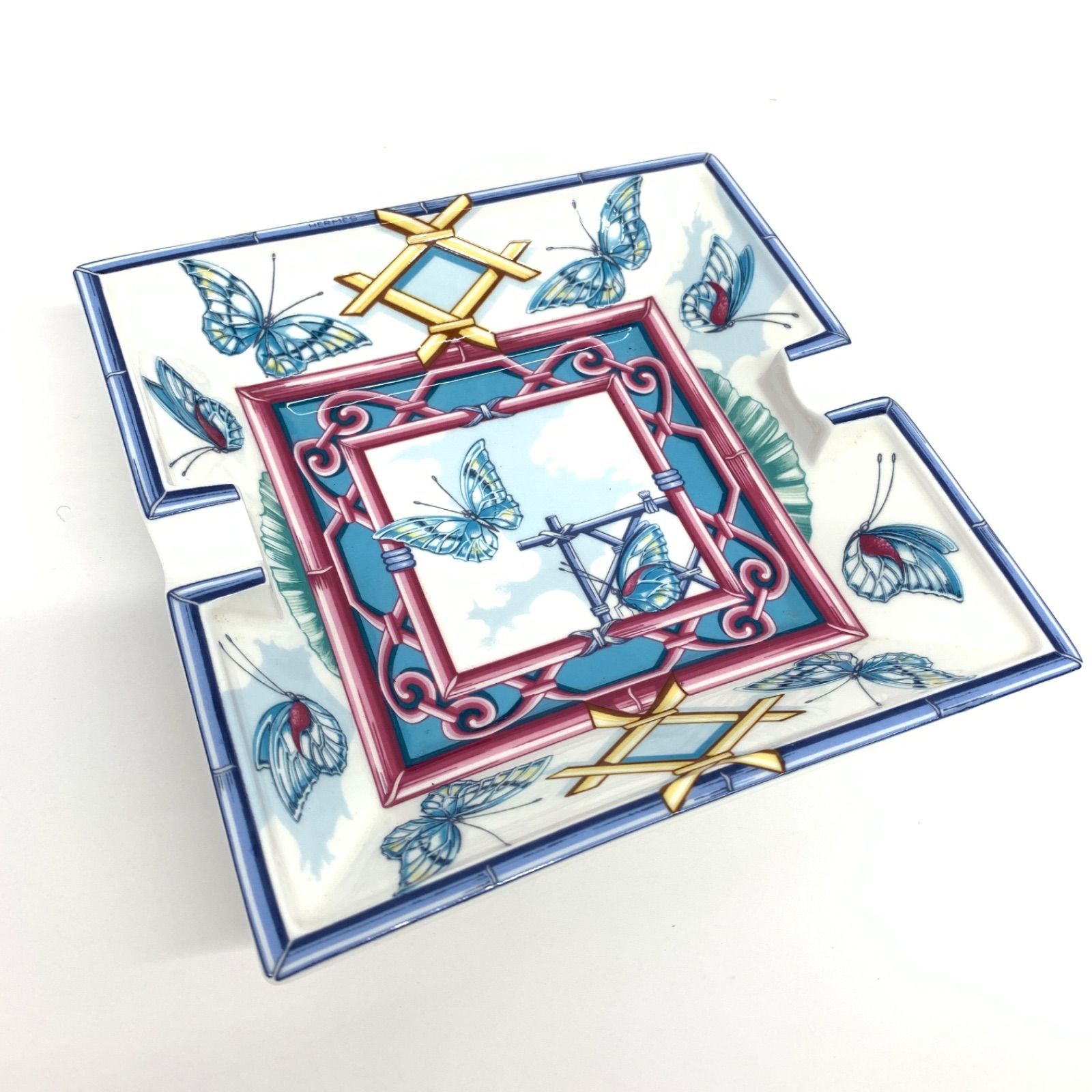 ★希少品★HERMES エルメス 蝶 バタフライ 灰皿 アッシュトレイ ☆希少品☆HERMES エルメス 蝶 バタフライ 灰皿 トレイ - メルカリ