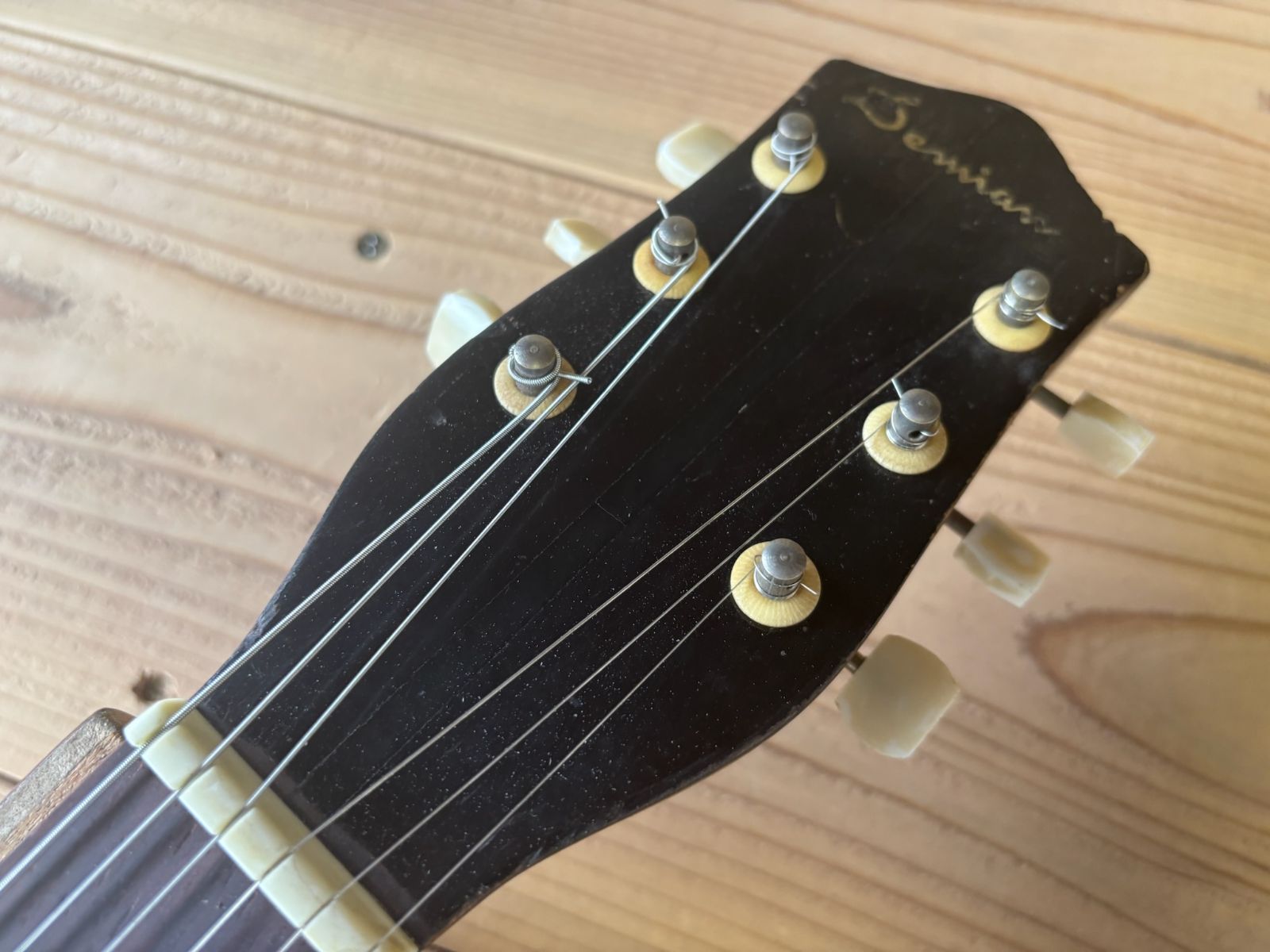 Demian フルアコタイプギター Fujigenフジゲン 小さめボディ 日本製