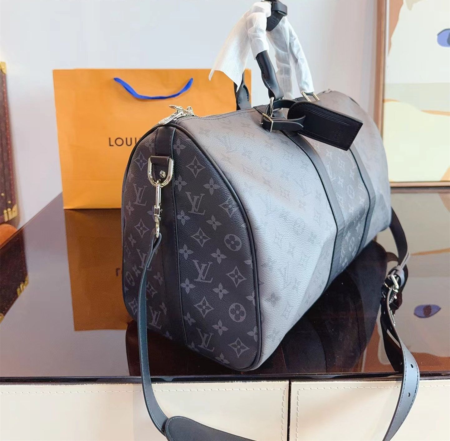 Louis Vuitton ルイヴィトン キーポル45 ダミエカーボン【m-3】 Louis Vuitton ルイヴィトン キーポル45 ダミエカーボン【m-3】