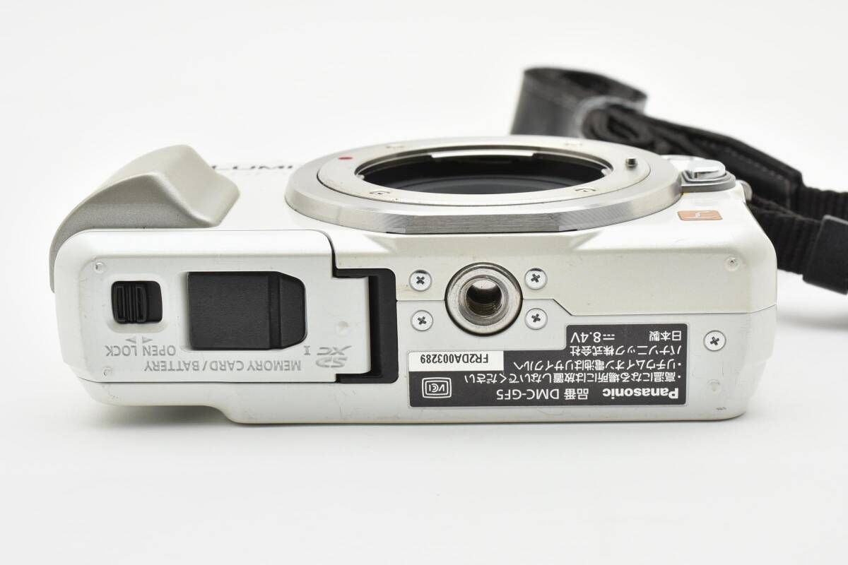 ショット数2031回 パナソニック Panasonic LUMIX DMC-GF5 ミラーレス一眼 バッテリーなし L12 6590