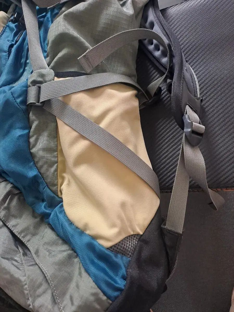 【人気売れ筋】 オスプレイ OSPREY aura 65 登山 リュックサック 半額以下