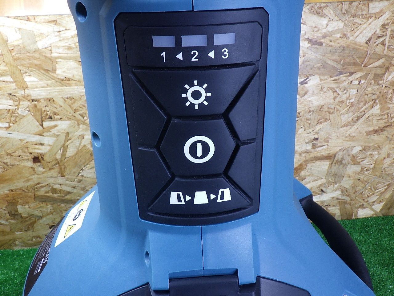 広いエリアを360度照らす マキタ 充電式エリアライト 本体のみ ML810 品