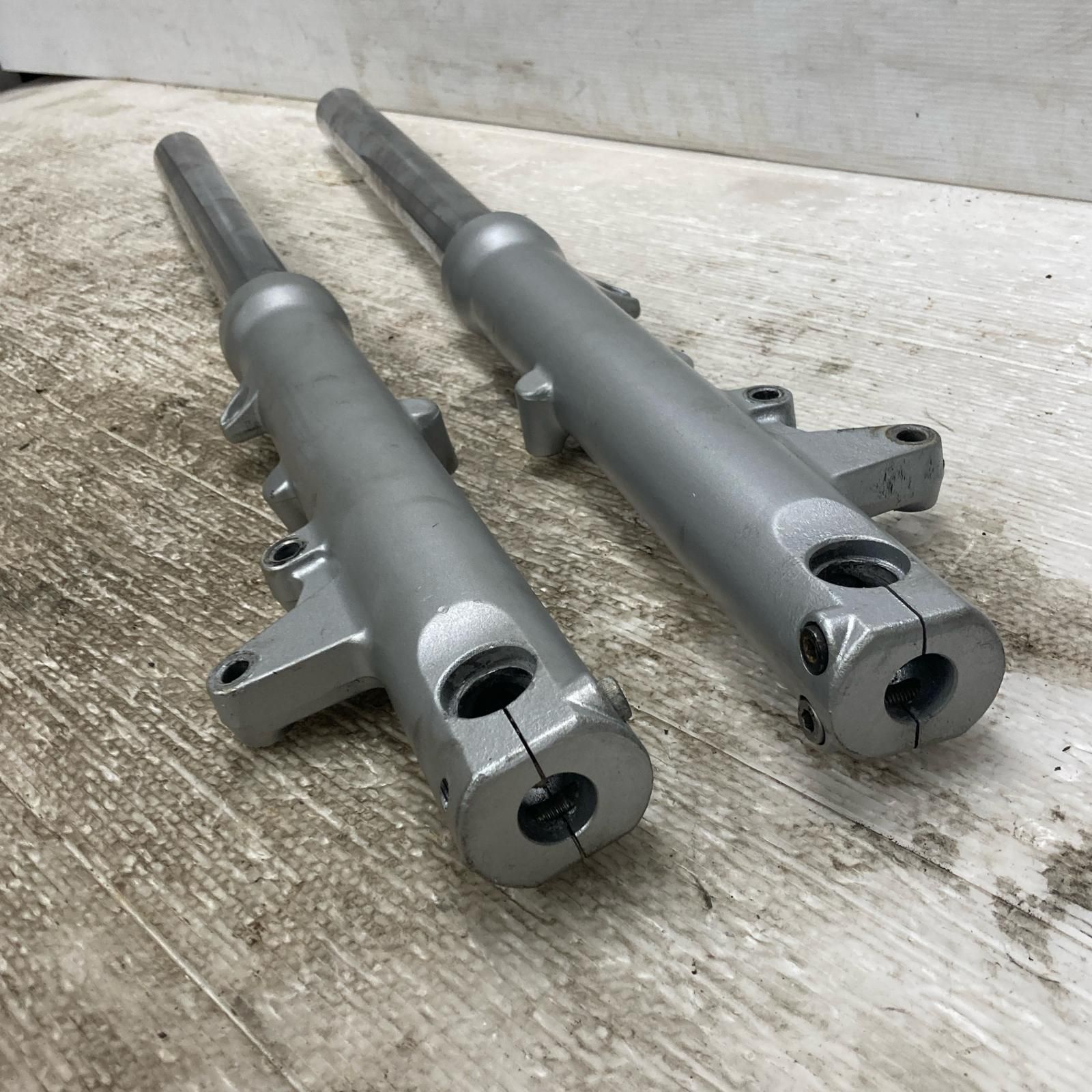 KAWASAKI ゼファー1100 ZRT10A フロントフォーク カワサキ BRIGHTFACE_UK