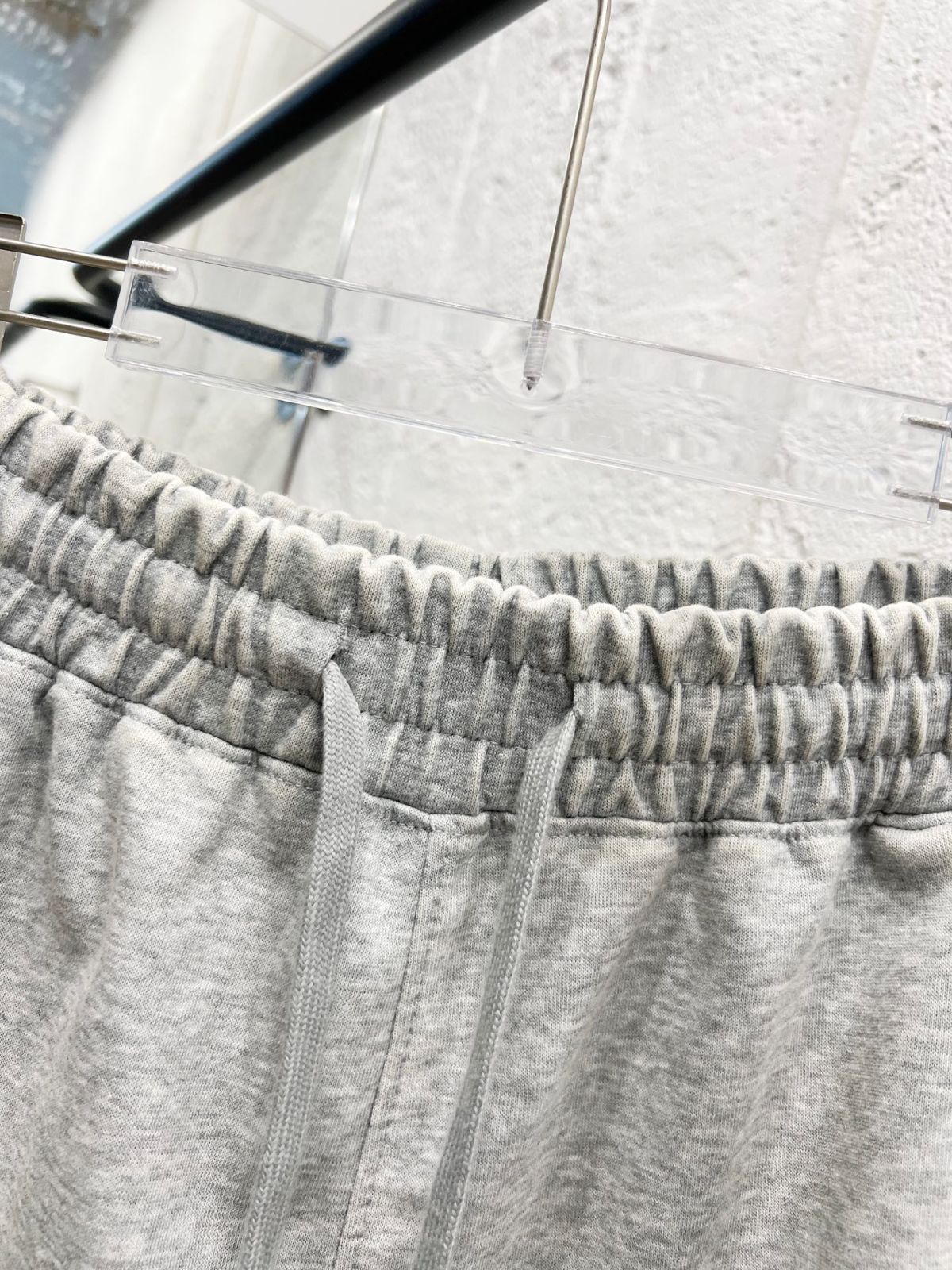 カジュアルショーツ