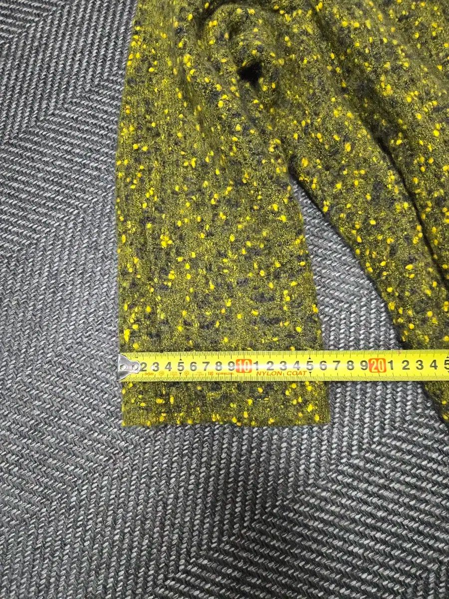 ニットカーディガン