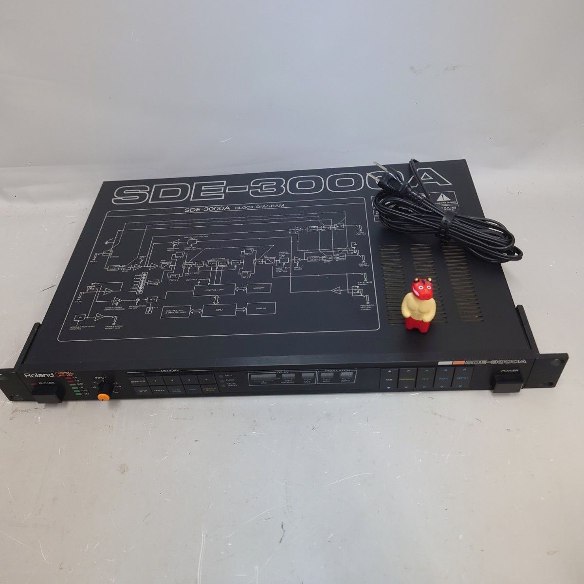 動作品 Roland SDE-3000A デジタルディレイ 本体 電源ケーブル付 送料無料 ラックエフェクター ローランド z-2257