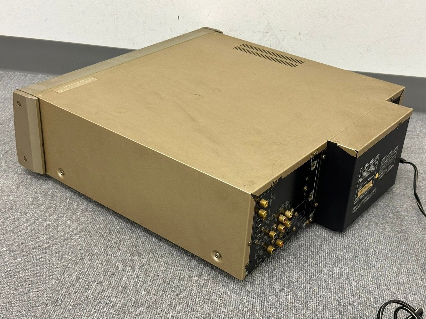 CH U707-CH12-560 PIONEER パイオニア DVD /LD プレイヤー DVL-9 映像