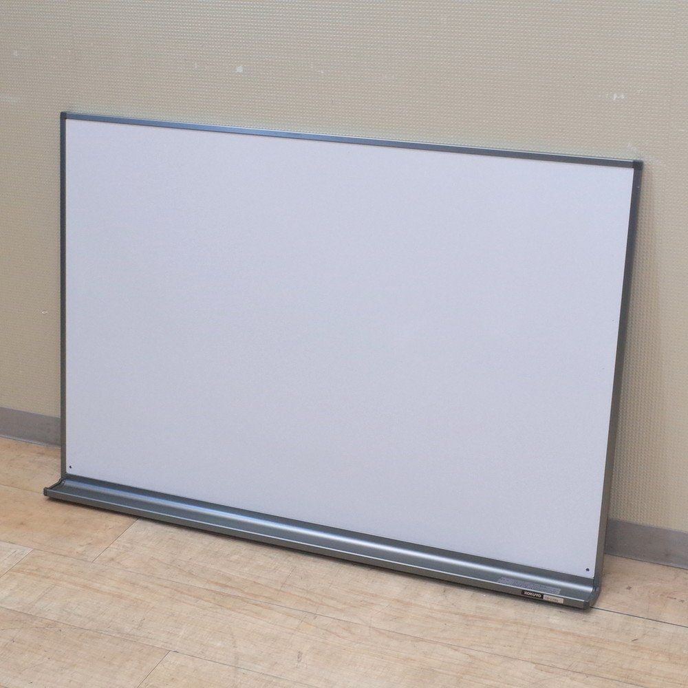 KOKUYO コクヨ FB-23WD 壁掛けホワイトボード 幅900 白板 掛けボード ペントレー サブボード 片面 持ち運び 軽量 EG12176 中古オフィス家具