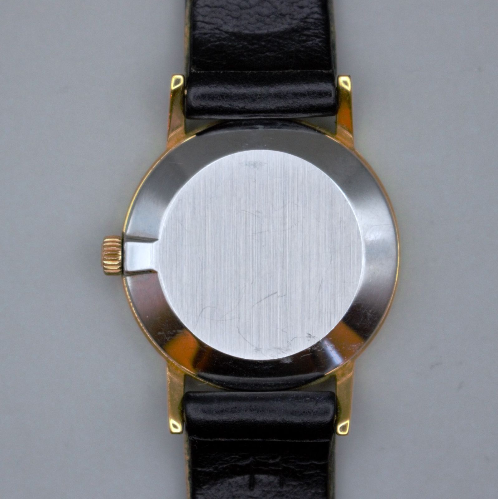VRW-888 時計