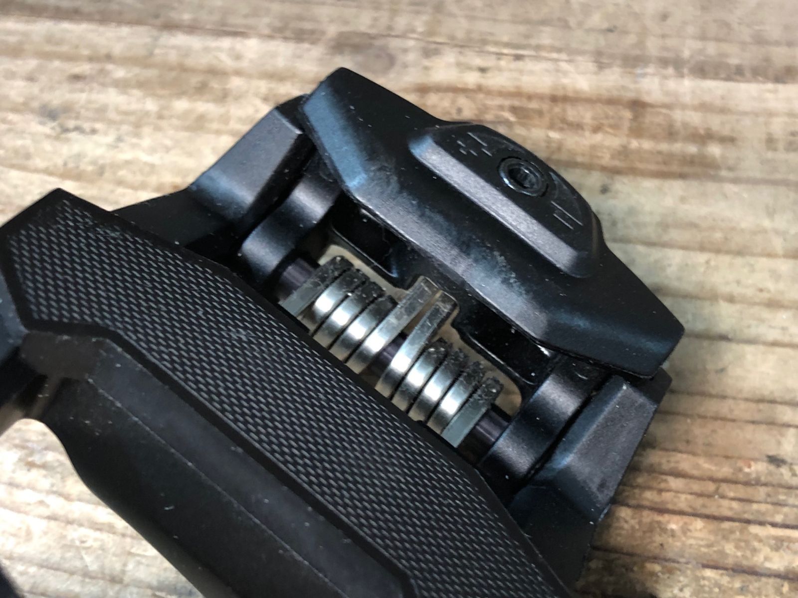 JH283 ルック LOOK ケオクラシック KEO CLASSIC ビンディングペダル BRIGHTFACE_UK