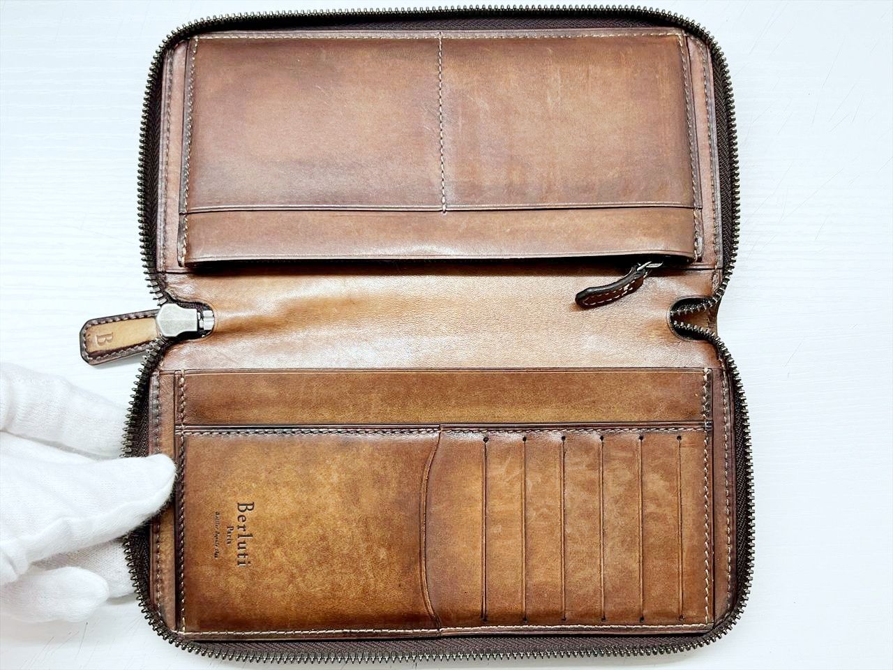 ☆美品☆ベルルッティ イタウバ　ブラウン　長財布　定価203,500 BERLUTI 未使用 ブラウン 長財布 イタウバ 布袋付き 楽天市場