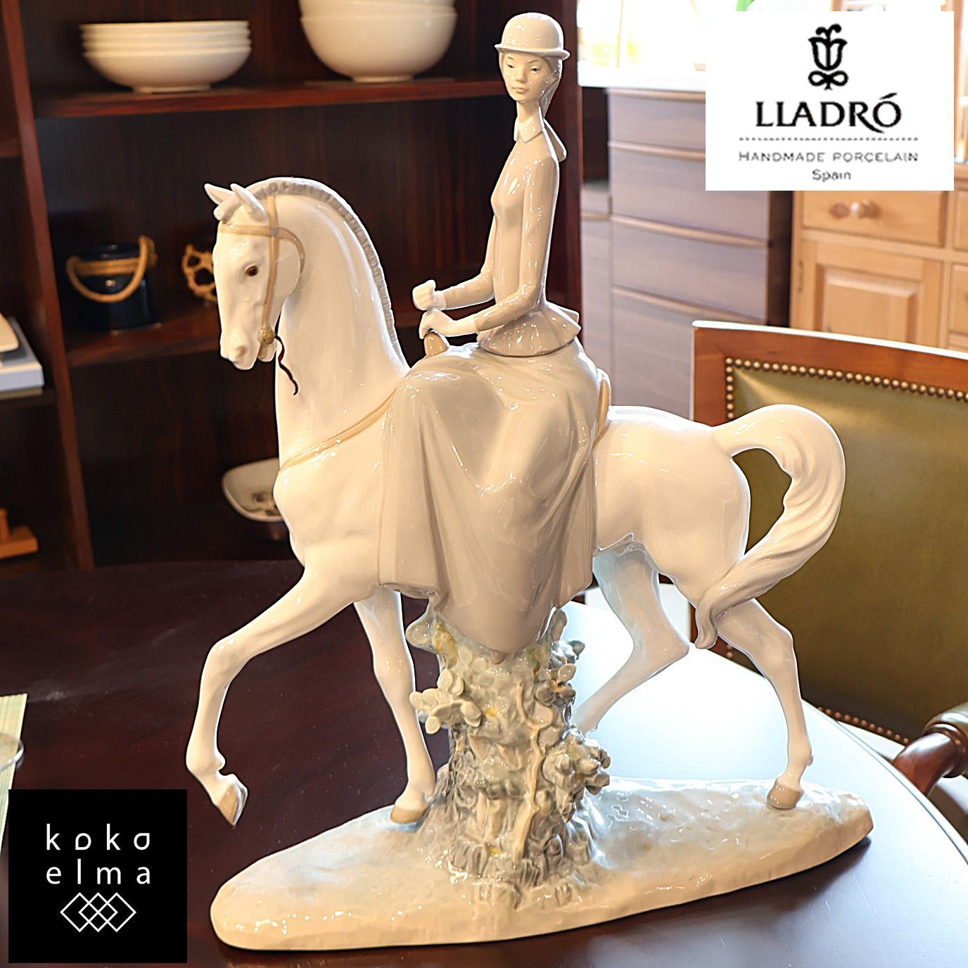 驚きの破格値SALEリヤドロ LLADRO 白い馬 フィギュリン ハンドメイド イン スペイン リヤドロ