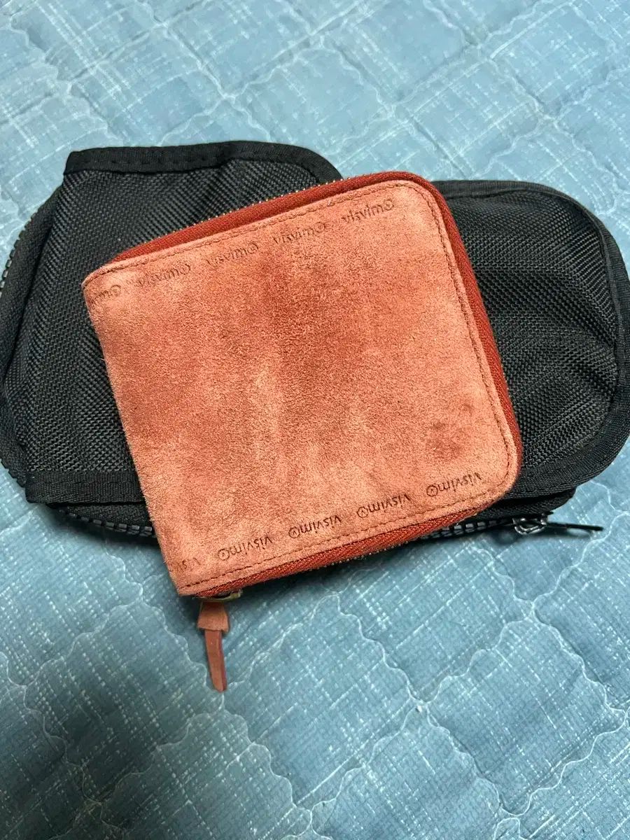 VISVIM ビズビム スウェード ジッパー 二つ折り財布