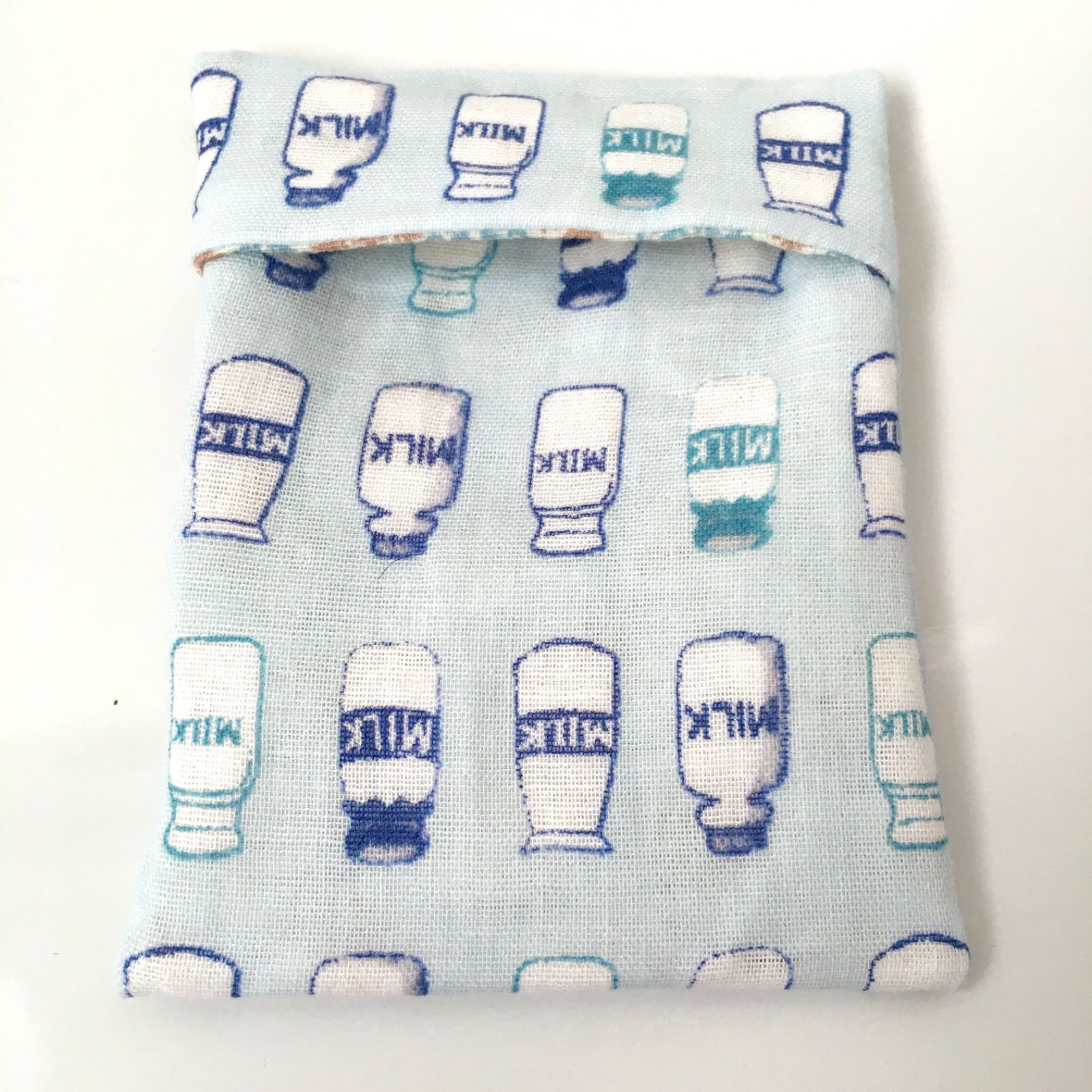 ハンドメイド☆571.リバーシブル保冷剤ケース - メルカリ