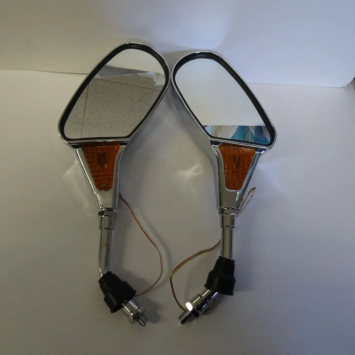 訳あり品 バイク用LED付ミニミラ－左右セットアンバー8mm正ネジ