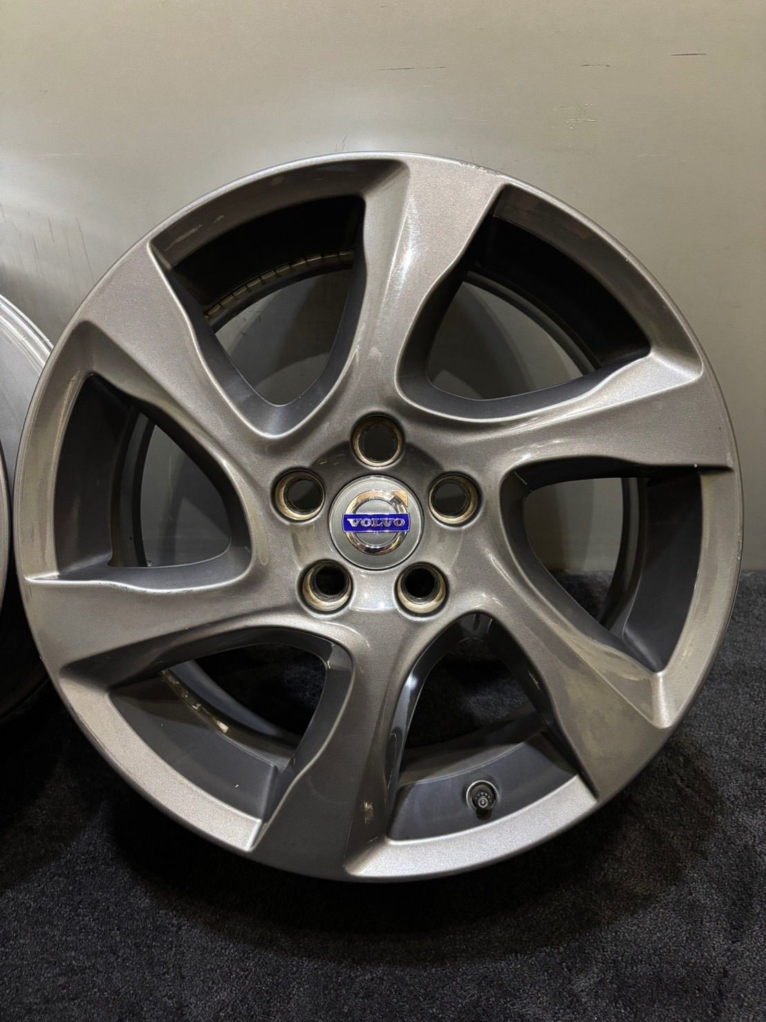 ☆VOLVO V40 クロスカントリー T5 純正 17インチ 7J +50 108 5H アルミ 