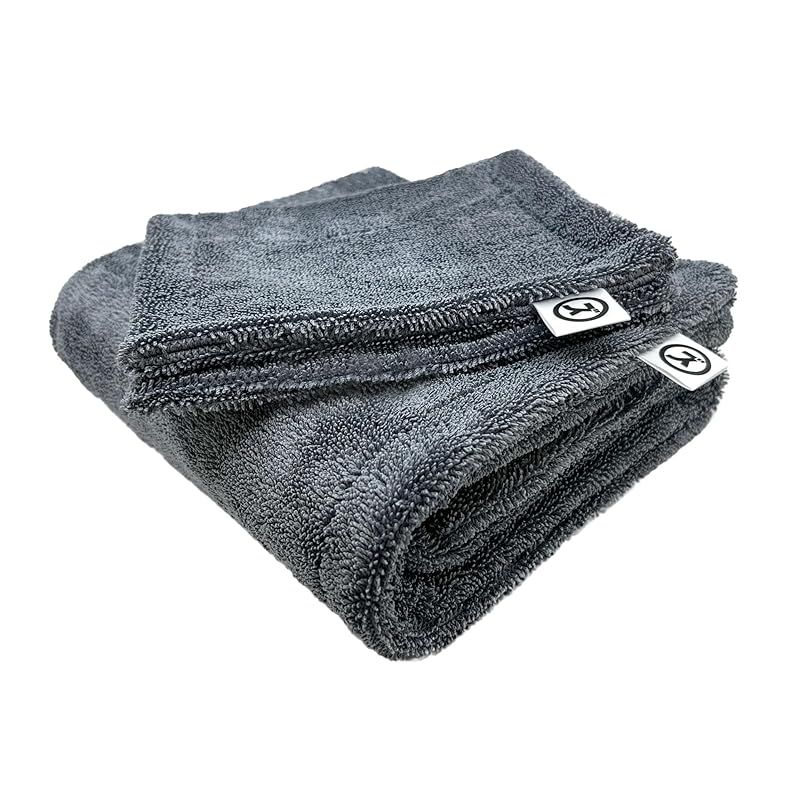 ズボラ洗車 ズボラTOWEL 秒で拭き上げ時短洗車タオル 高い吸水性で広々使える大判サイズと小回りの利く小判サイズがワンセットになって使いやすい ズボラタオル マイクロファイバー クロス 洗車 洗車用品 カー用品 1