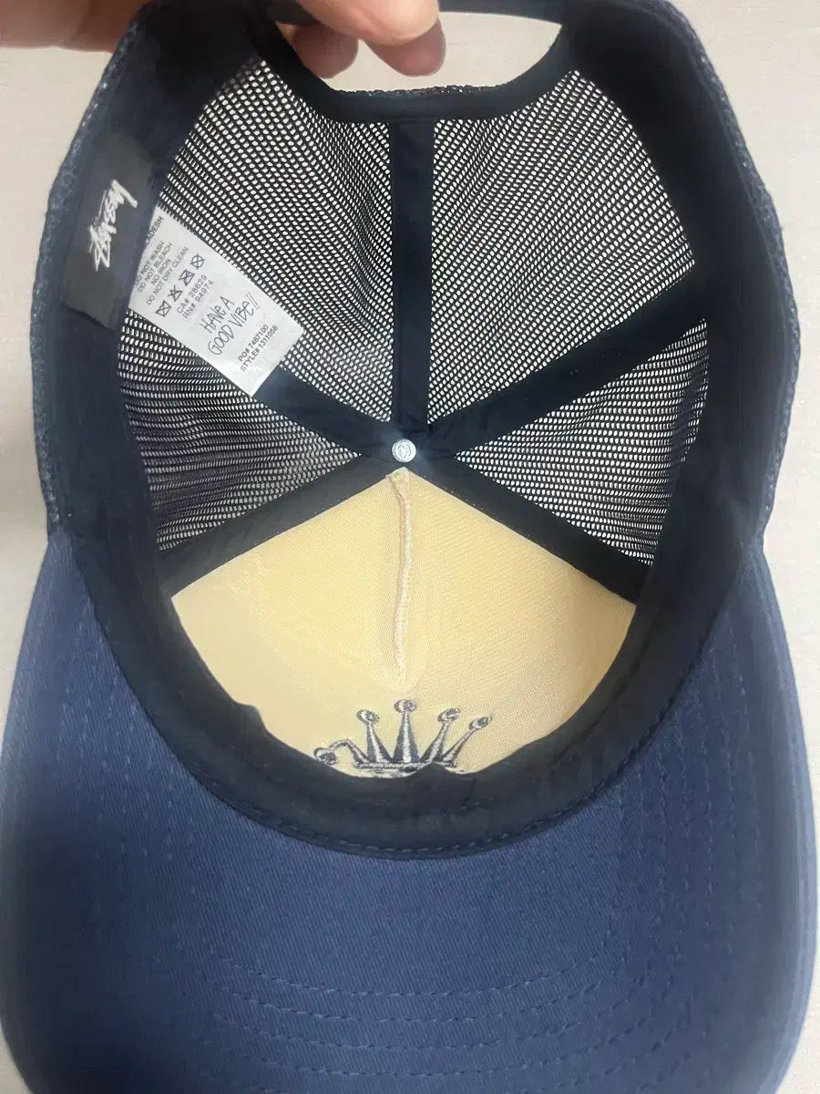 STUSSY(ステューシー) クラウン ストック ネイビー トラッカー