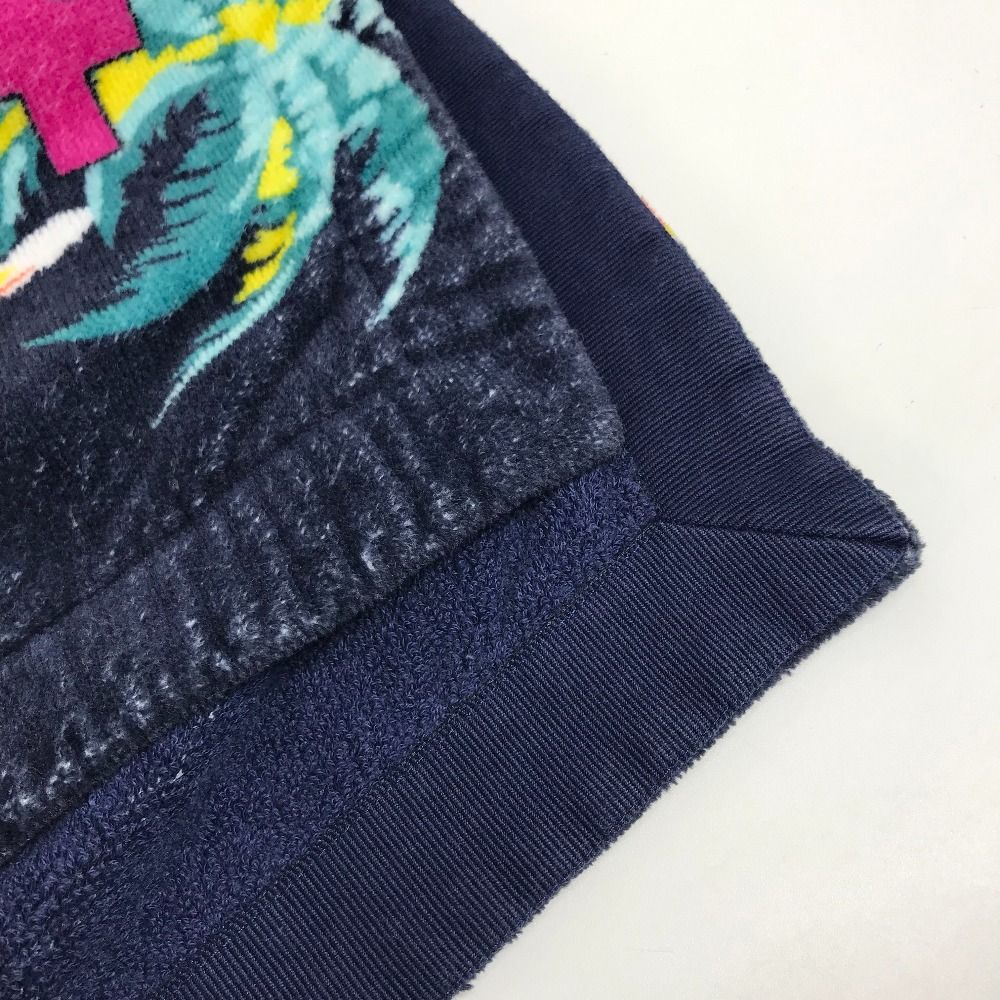 LouisVuittonルイヴィトン　ノベルティ　ビーチタオル LOUIS VUITTON ルイヴィトン タオル ジャングルモチーフ ビーチタオル