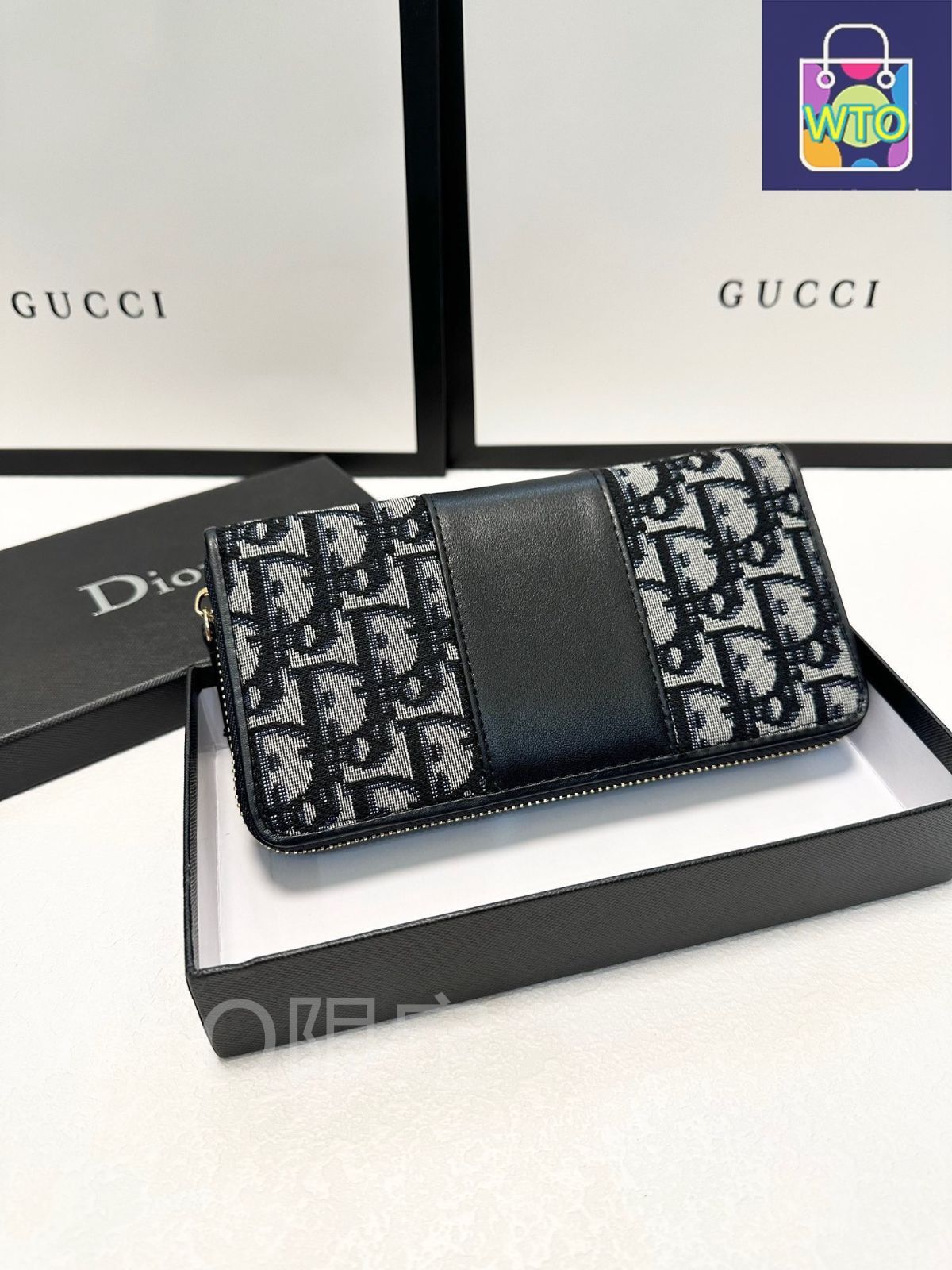 Dior 小型ハンドバッグ DIOR | ミニバッグ |ウィメンズバッグ｜ディオール公式