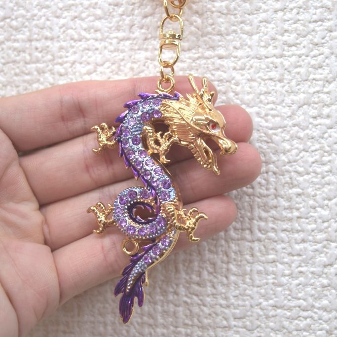 龍 竜 七宝焼き キーホルダー 紫 パープル 横向き 金属製 - メルカリ
