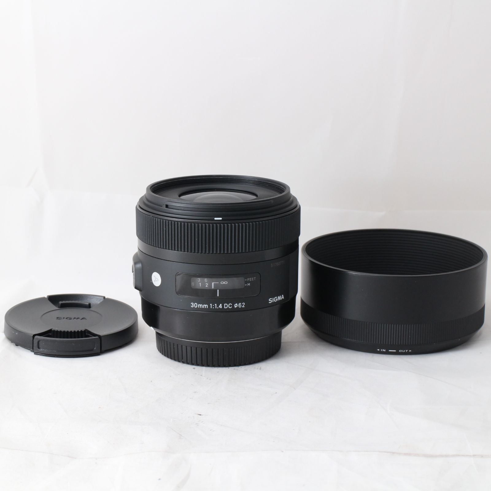 ☆美品☆ SIGMA 30mm F1.4 DC HSM | Art A013 | Sigma SAマウント | APS-C/Super35 シグマ #2787