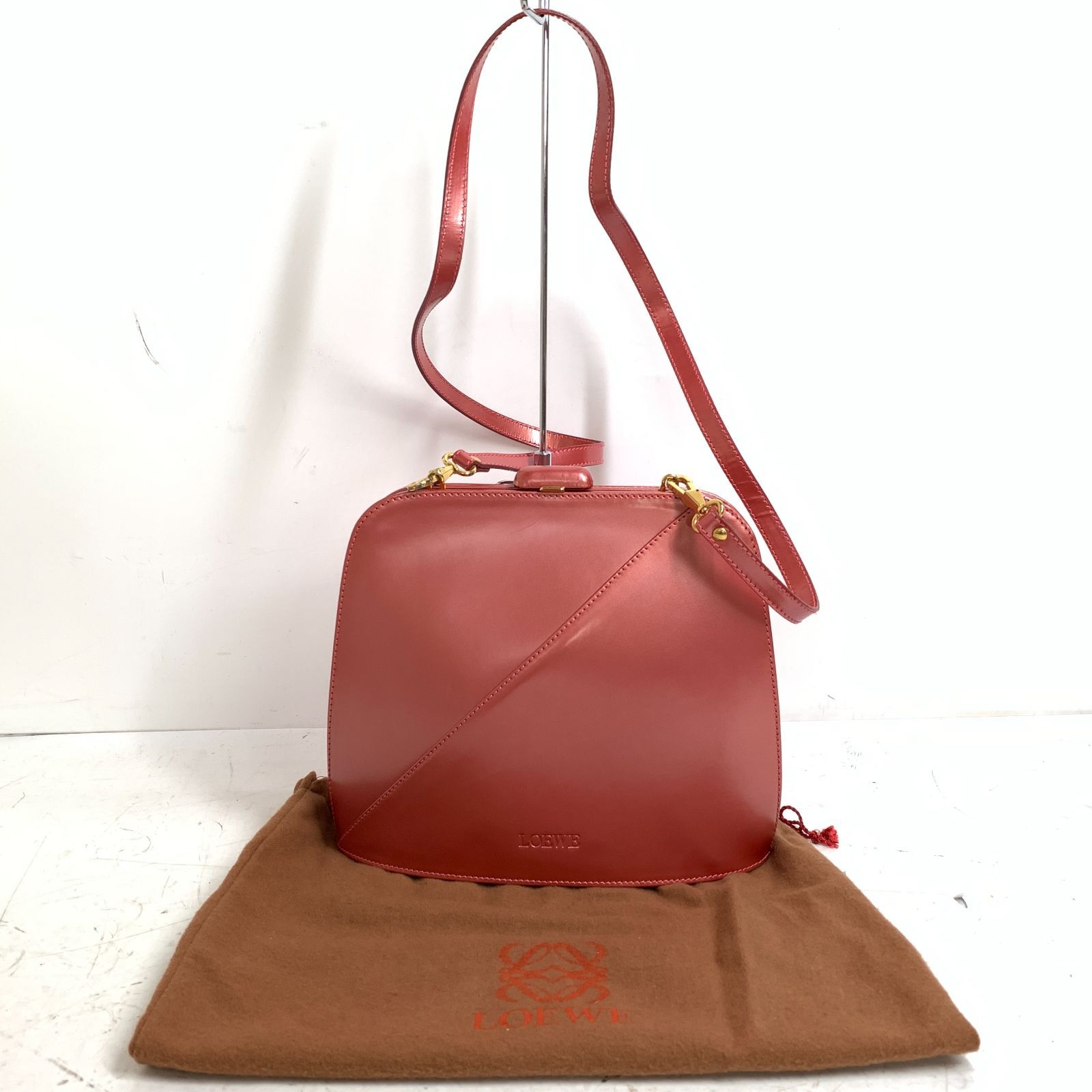 f001 C1 LOEWE ロエベ ショルダーバッグ ワンショルダー レザー