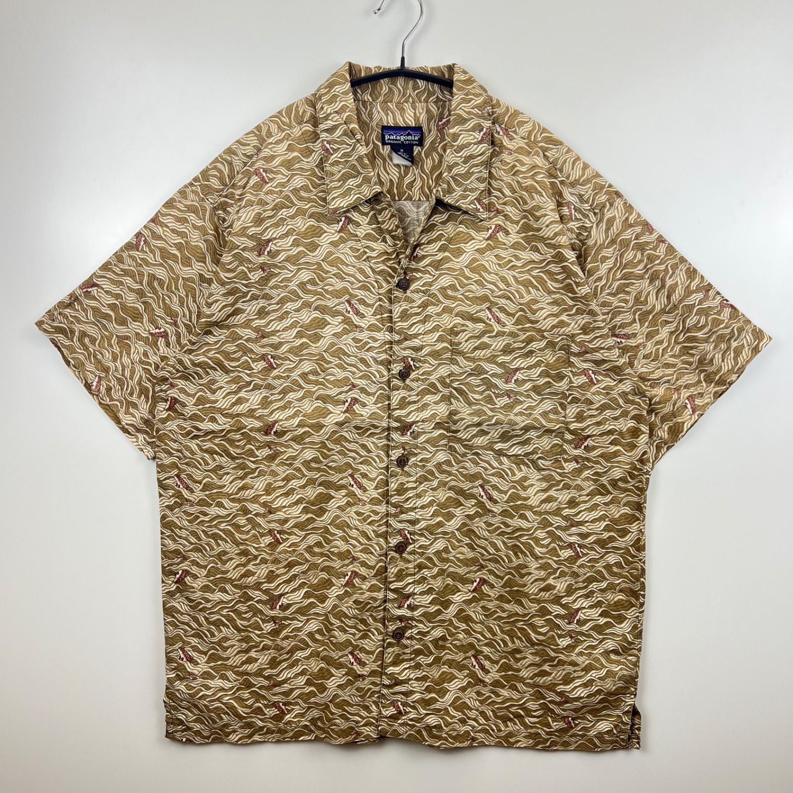 Patagonia old 00s 2002 open collar wave trout” Shirts M