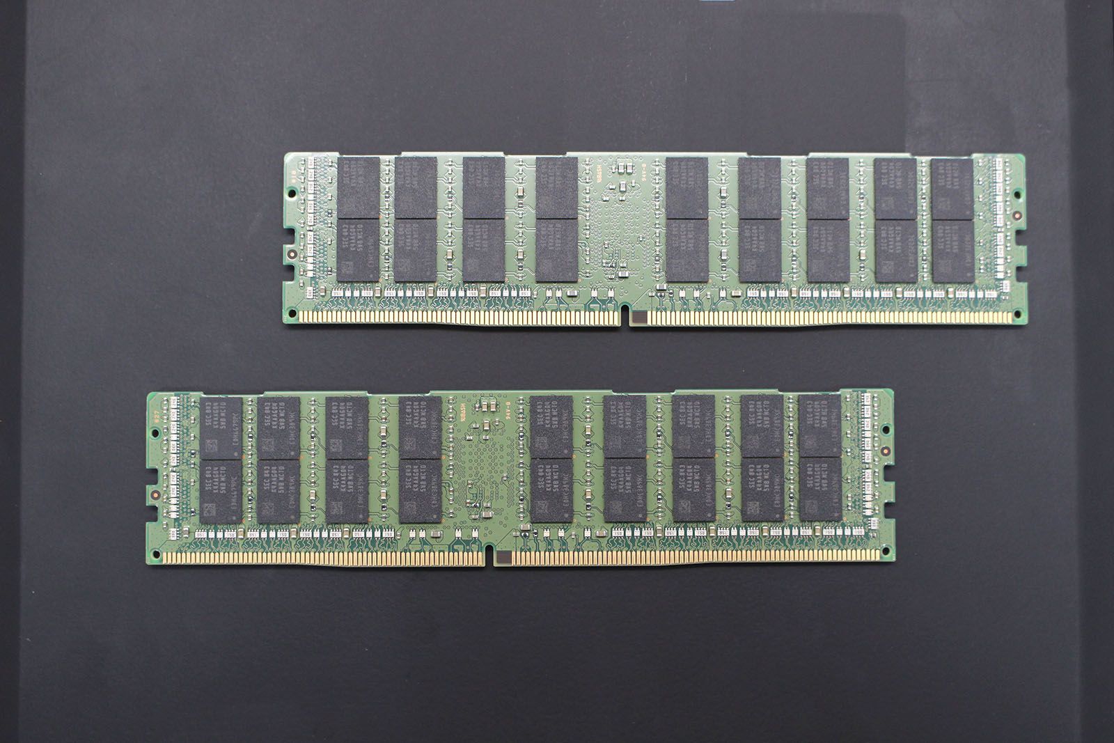 PC4-2666V-LD2-12