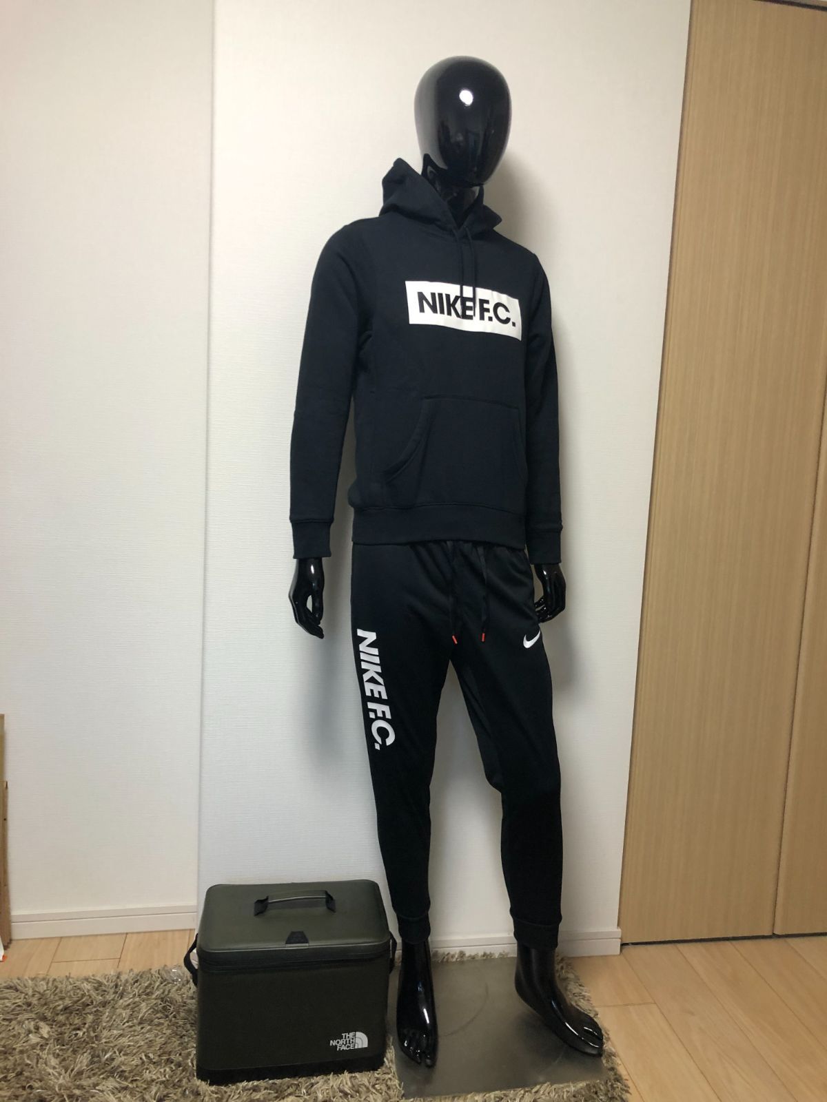 NIKE NFTBのウェア上下セット(NIKE FC) NIKE NFTBのウェア上下セット(NIKE FC)