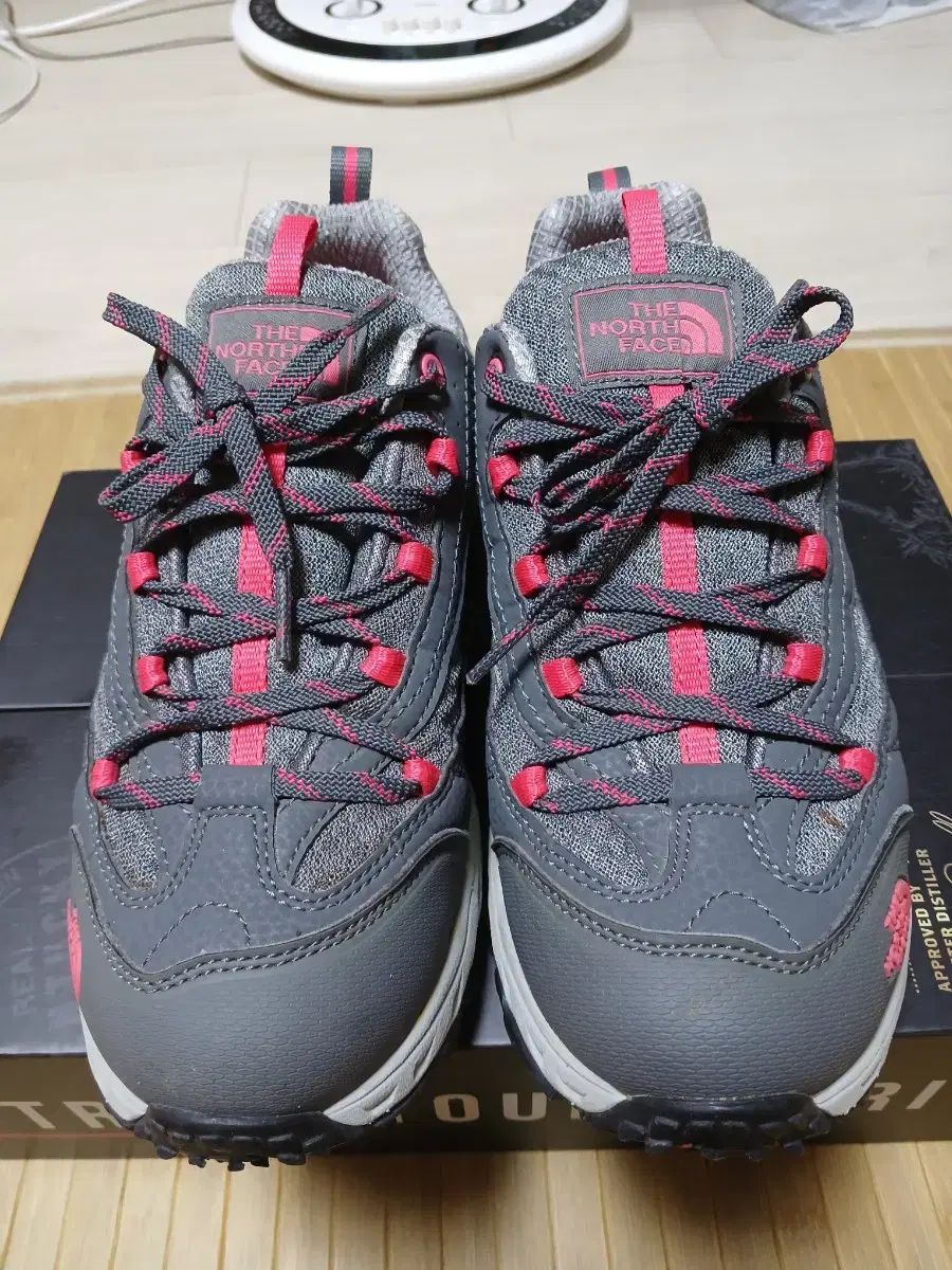 THE NORTH FACE ザノースフェイス 登山靴 240mm
