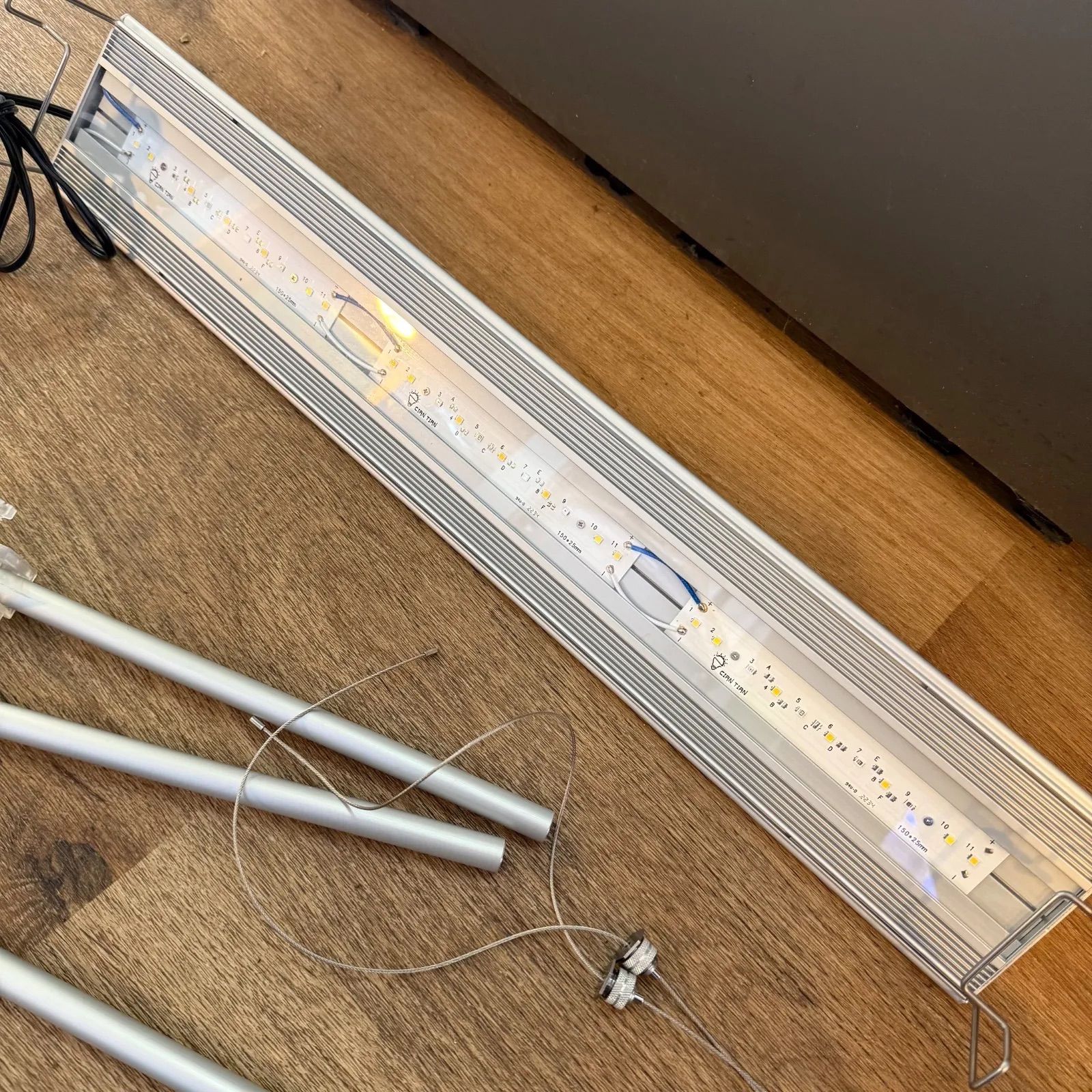 アクロ TRIANGLE LED GROW 600 専用ライトスタンドセット - メルカリ