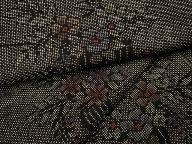 平和屋着物●本場大島紬 7マルキ 花籠文 西武百貨店扱い 正絹 CAAY5040ut