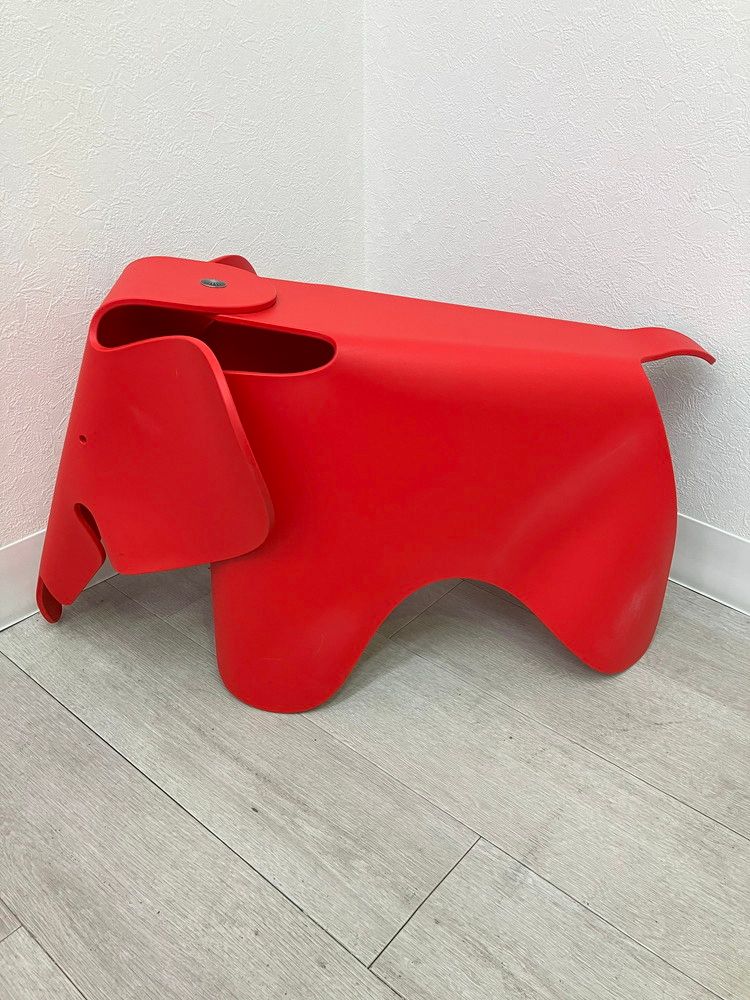 Eames Elephant(イームズエレファント) Vitra(ヴィトラ)赤