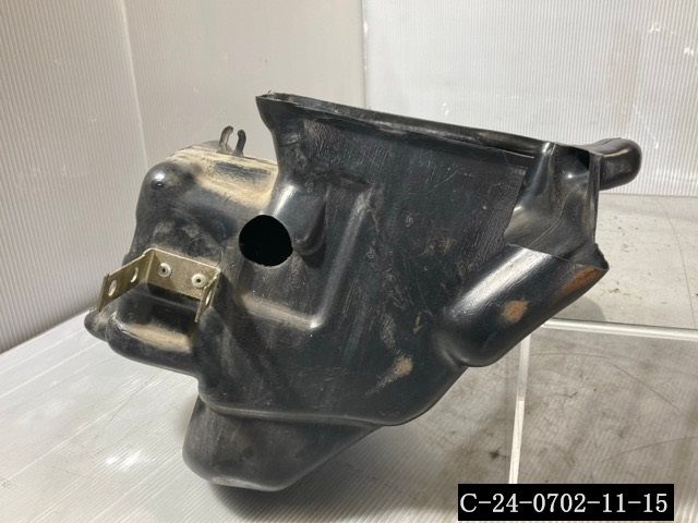 HONDA CB400SF NC31  バッテリーボックス 教習車 スーパーフォア ホンダ (C-24-0702-11-15)