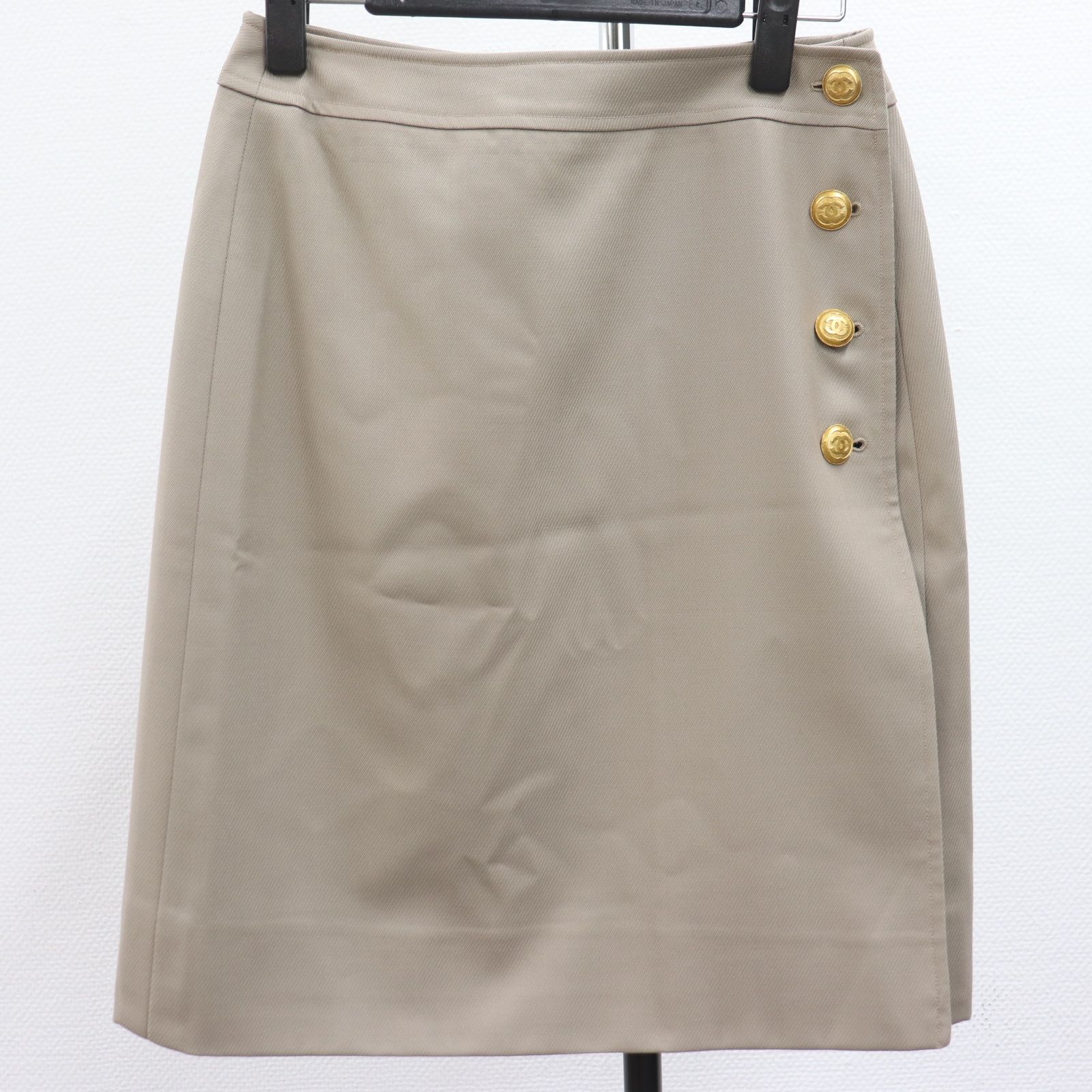 ITJPWLKVDCEI CHANEL シャネル ココマークボタン スカート 96A