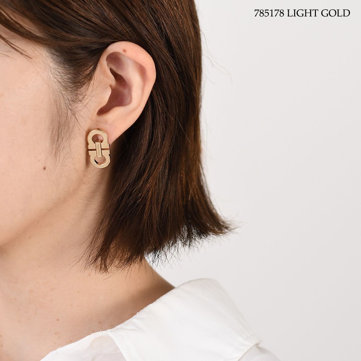 【31日迄限定セール☆美品】フェラガモ ダブルガンチーニ ピアス 〈A-008〉 FERRAGAMO フェラガモ アクセサリー ピアス ダブル・ガンチーニ