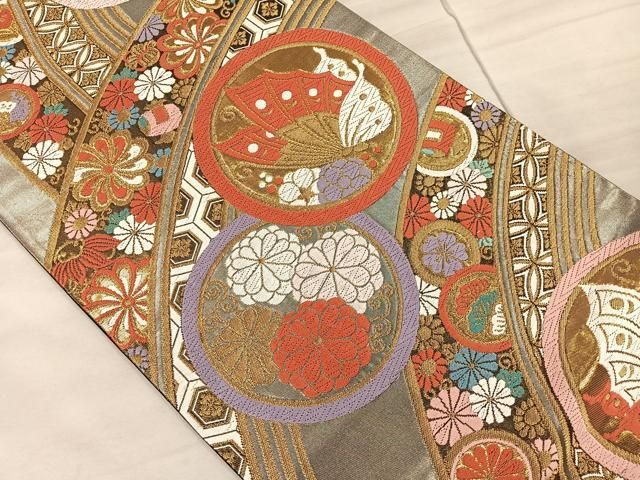 鉄腕アトム様［4887］袋帯 美品 舞蝶花文様 金銀糸 唐織 六通 正絹 着物黒 平和屋着物◎六通柄袋帯 舞蝶花文 黒地 金糸 正絹 逸品