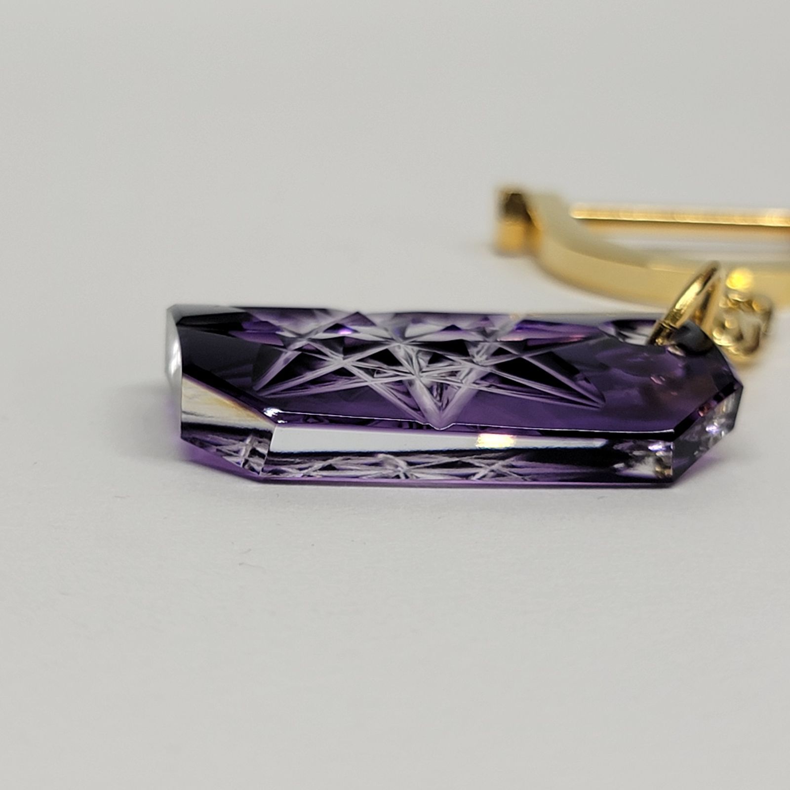 ☆1285 SHIMADZU 島津薩摩切子 キーホルダー - メルカリ