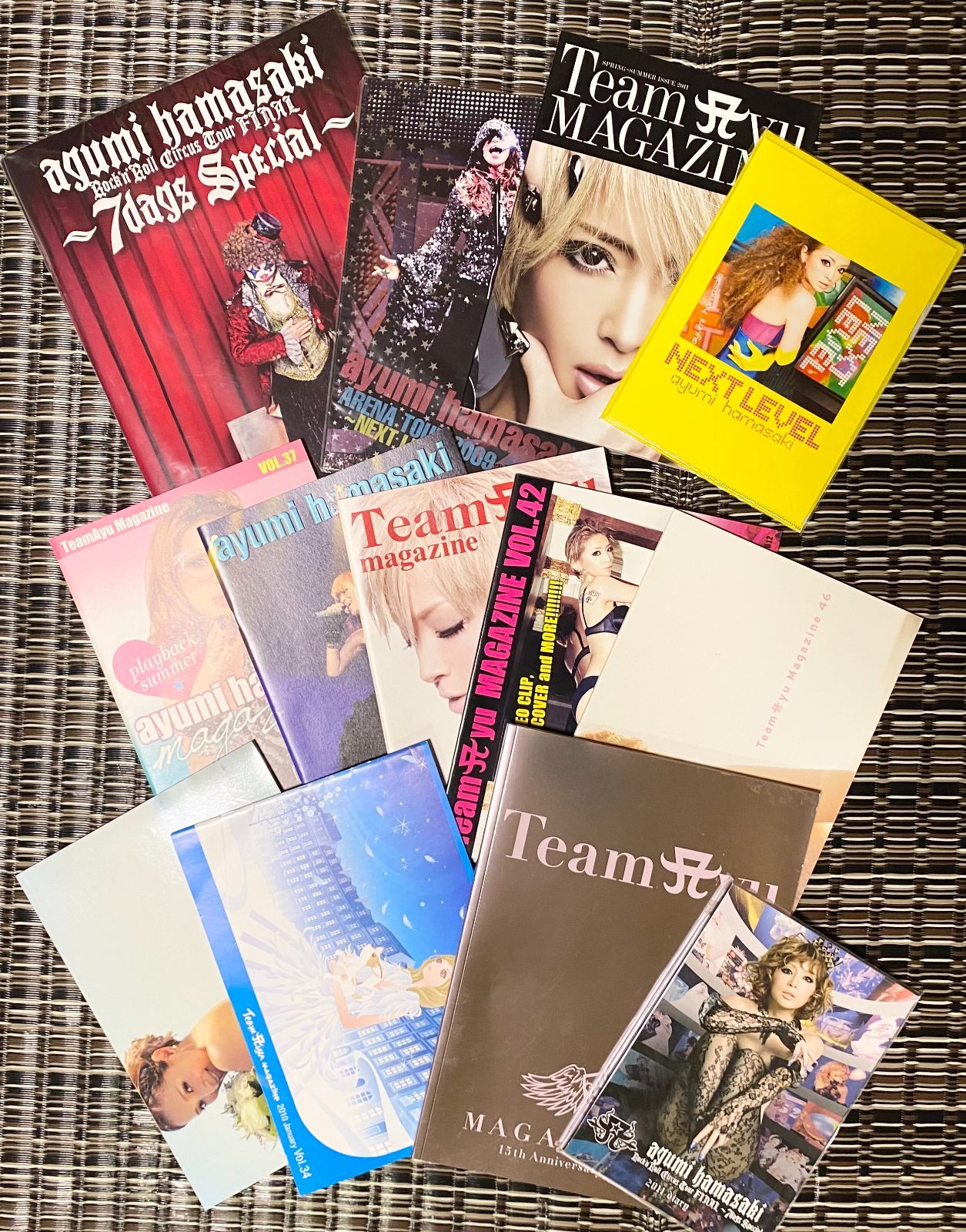 浜崎あゆみ　CD DVD その他グッズまとめ売り 浜崎あゆみ CD＆DVD その他グッズ まとめ売り TeamAyu - メルカリ