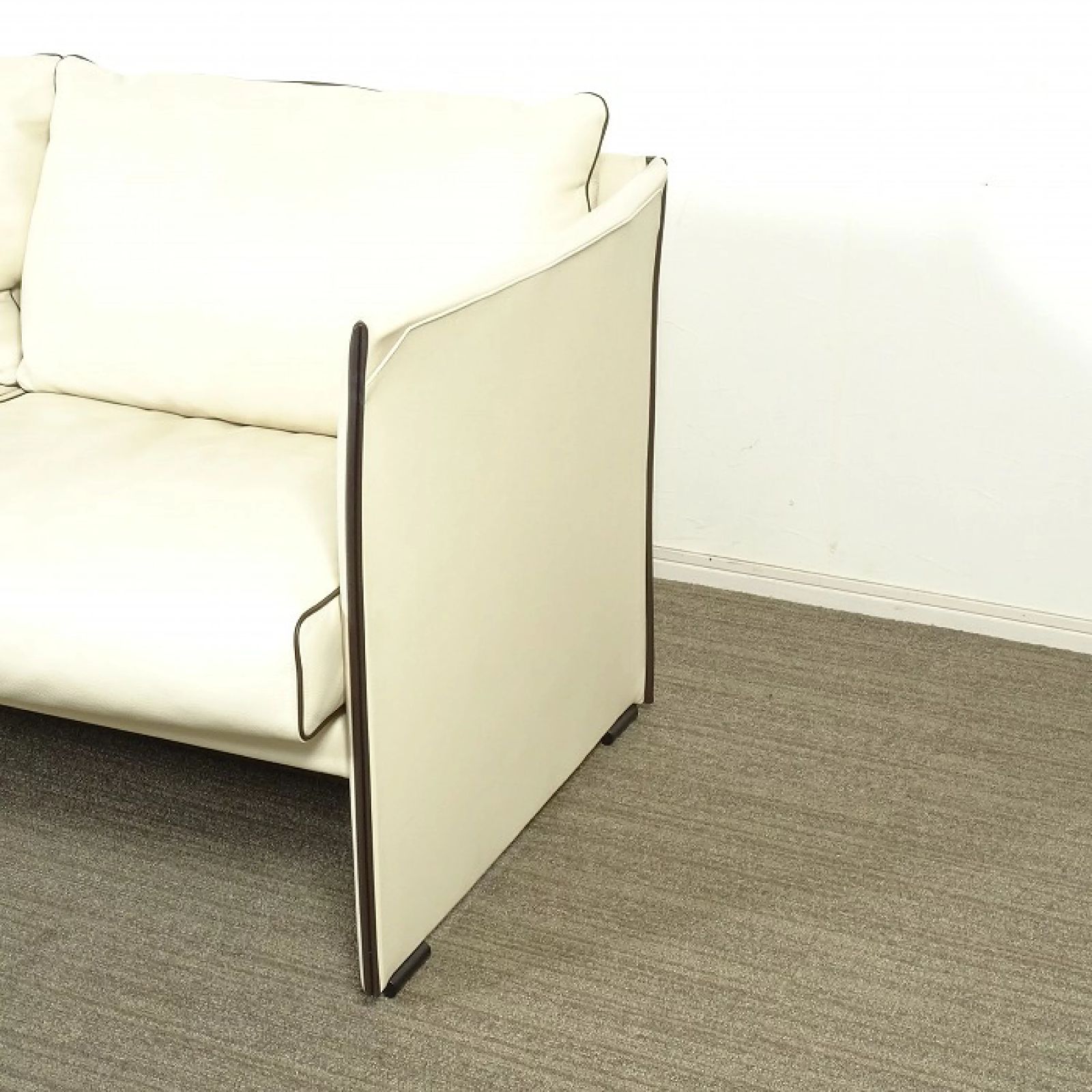 ◾︎SELUNO◾︎ 【展示美品】Cassina カッシーナ 403 TILBURY