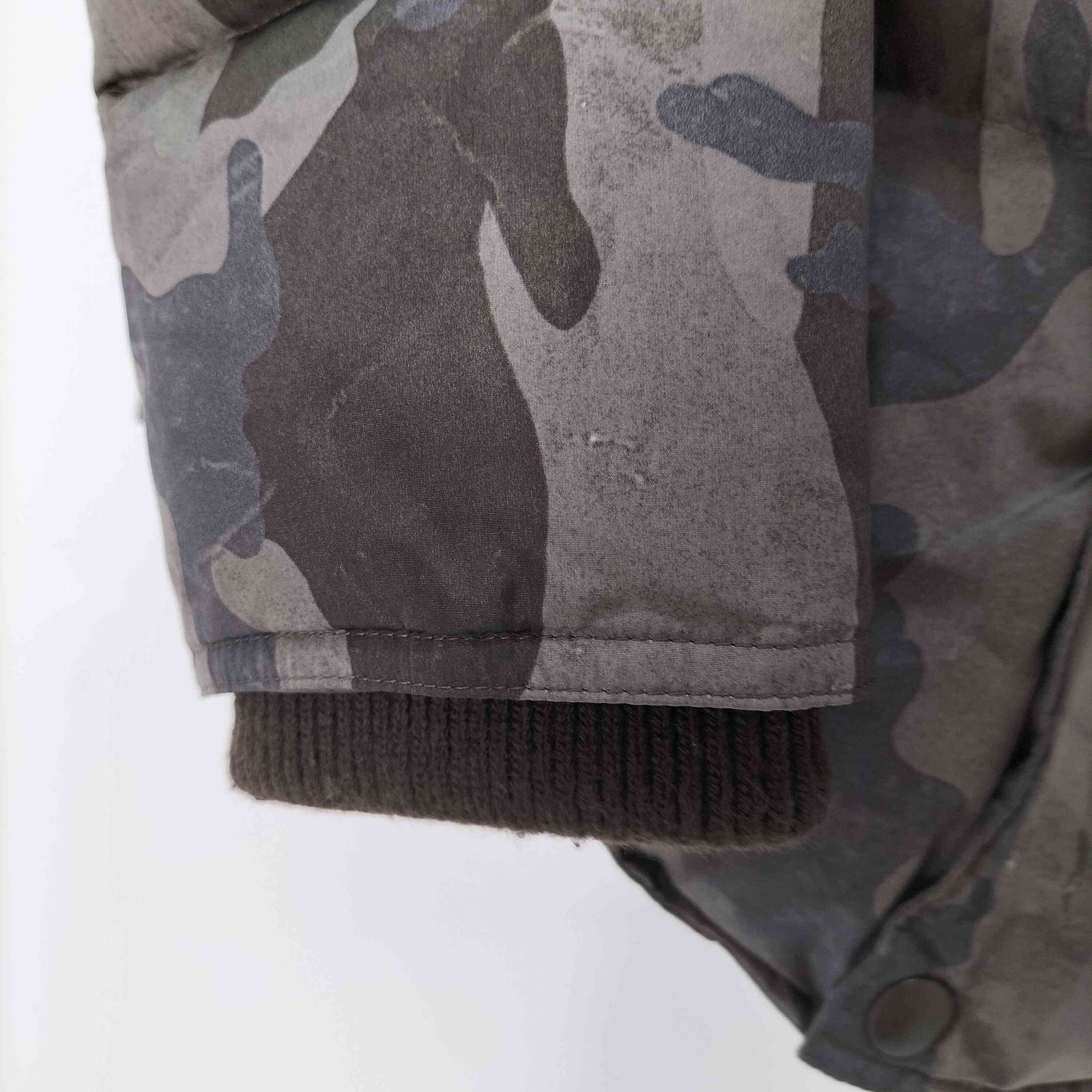 (Y.)AKM リモンタナイロン　カモフラダウンジャケット エーケイエム AKM LIMONTA NYLON CAMO LEATHER MOUNTAIN DOWN