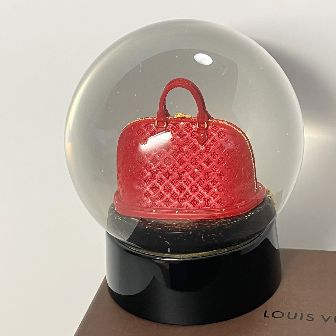 美術品/アンティークルイヴィトン LOUIS VUITTON アルマ スノーグローブ  ノベルティ スノードーム インテリア オブジェ ガラス クリア×レッド