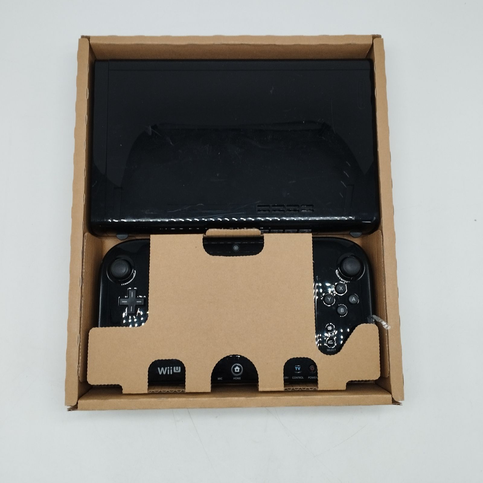 WiiUジャンク品本体のみ　ジャンク品 ジャンク品】WiiU 本体のみ 32GB ブラック ディスク読み込み