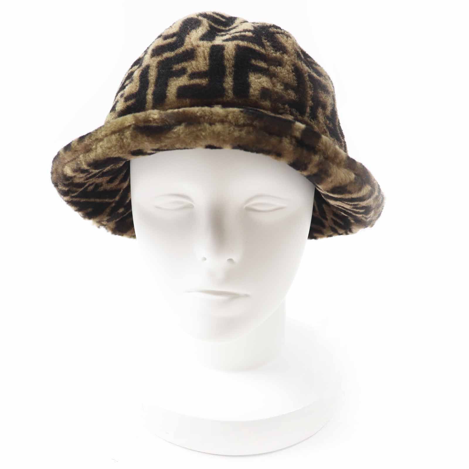 極美品◎FENDI フェンディ FXQ632 ムートン 裏シルク ズッカ柄  