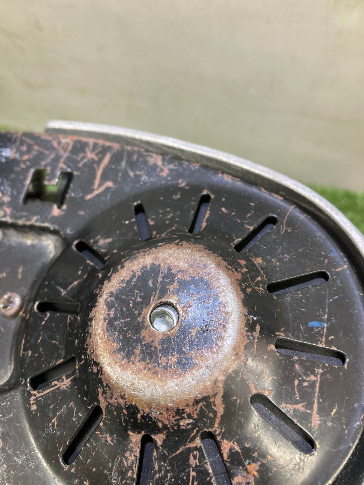 18v充電式バンドソー