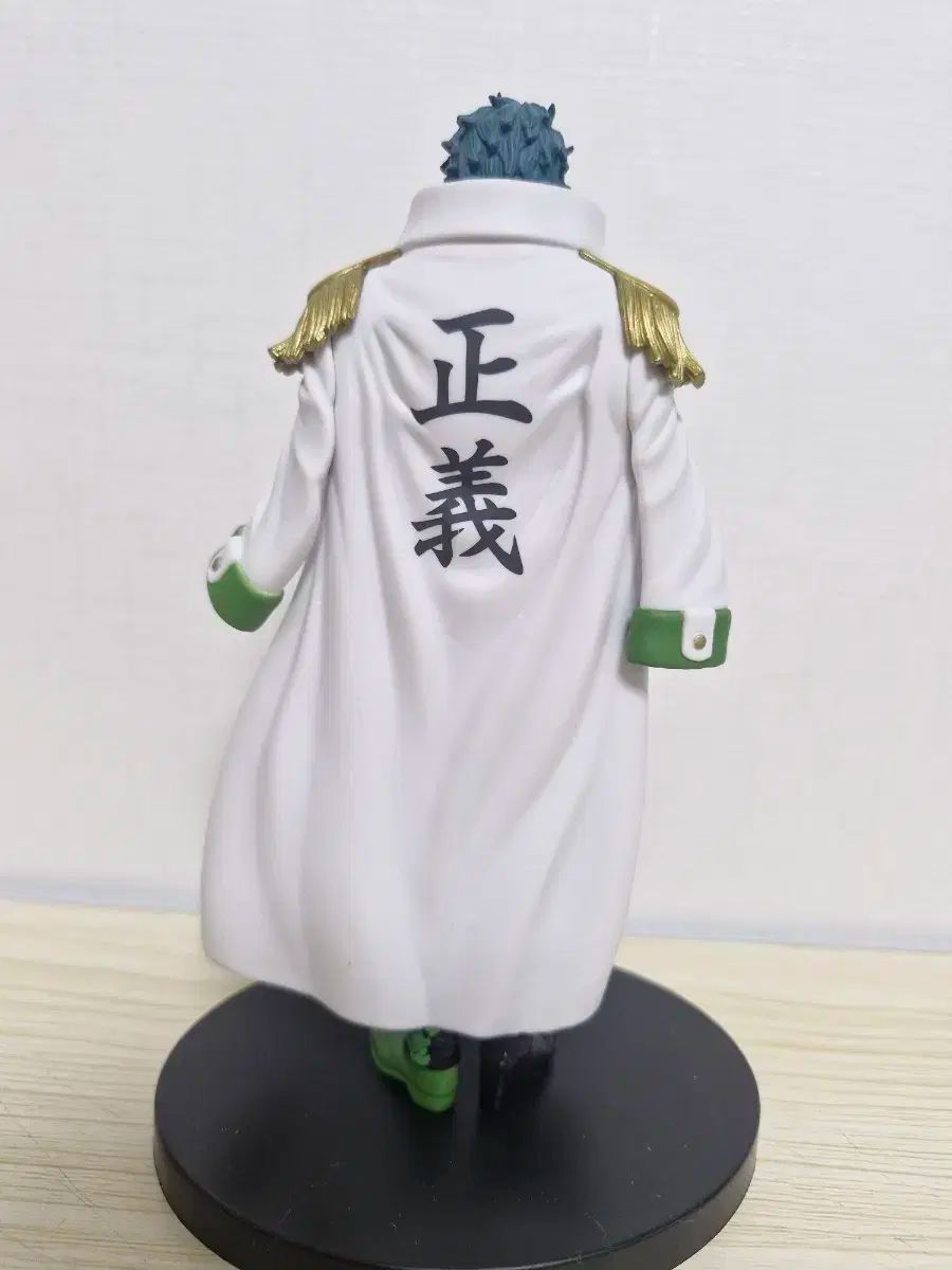ワンピース　海軍フィギュア　まとめ売り ONE PIECE（ワンピース） 海軍 フィギュア まとめ売り - メルカリ