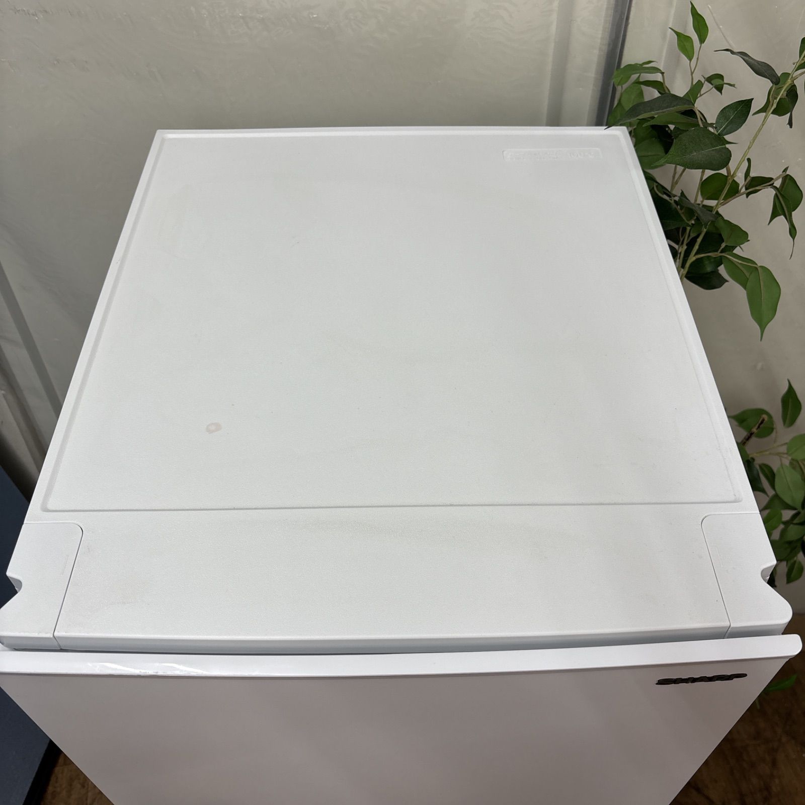 I389 ? 名古屋市近郊配送設置無料 2025年製の高年式♪ SHARP 冷蔵庫 152L 動作 済 クリーニング済 WWW_KANDAIZUMI_COM